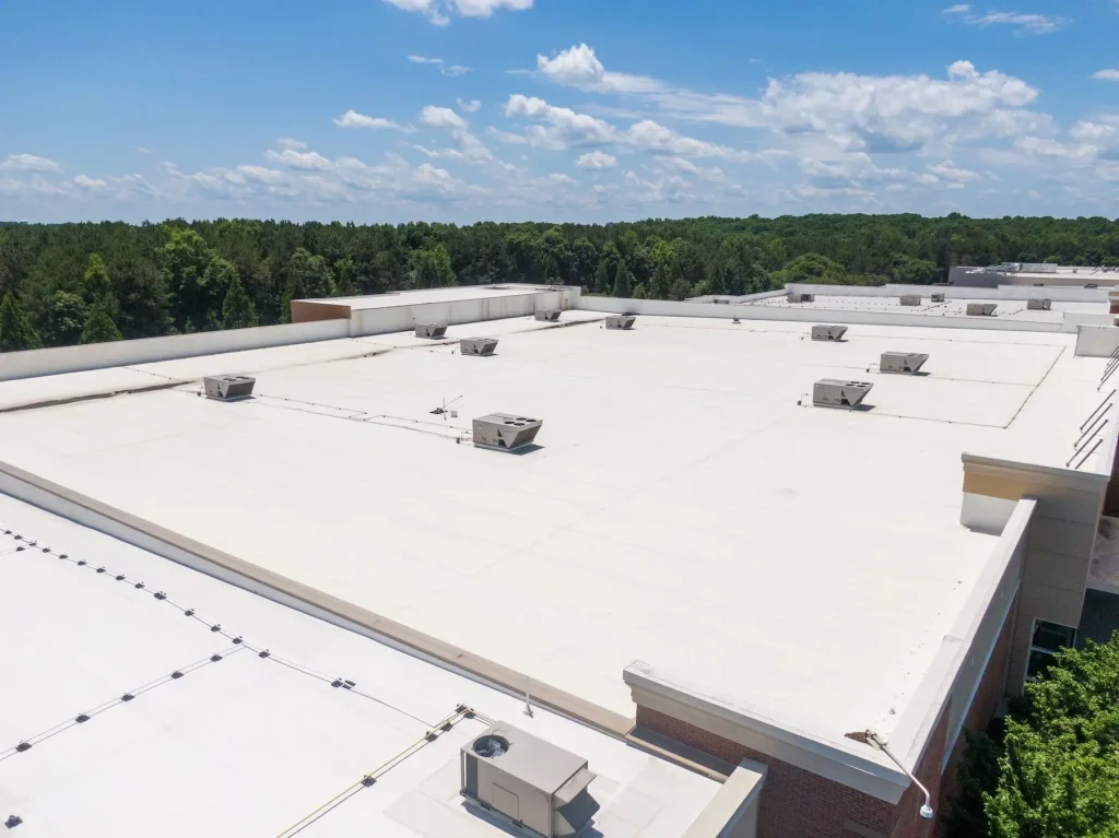 Commercial flat roof TPO installation experts near Mobile Alabama