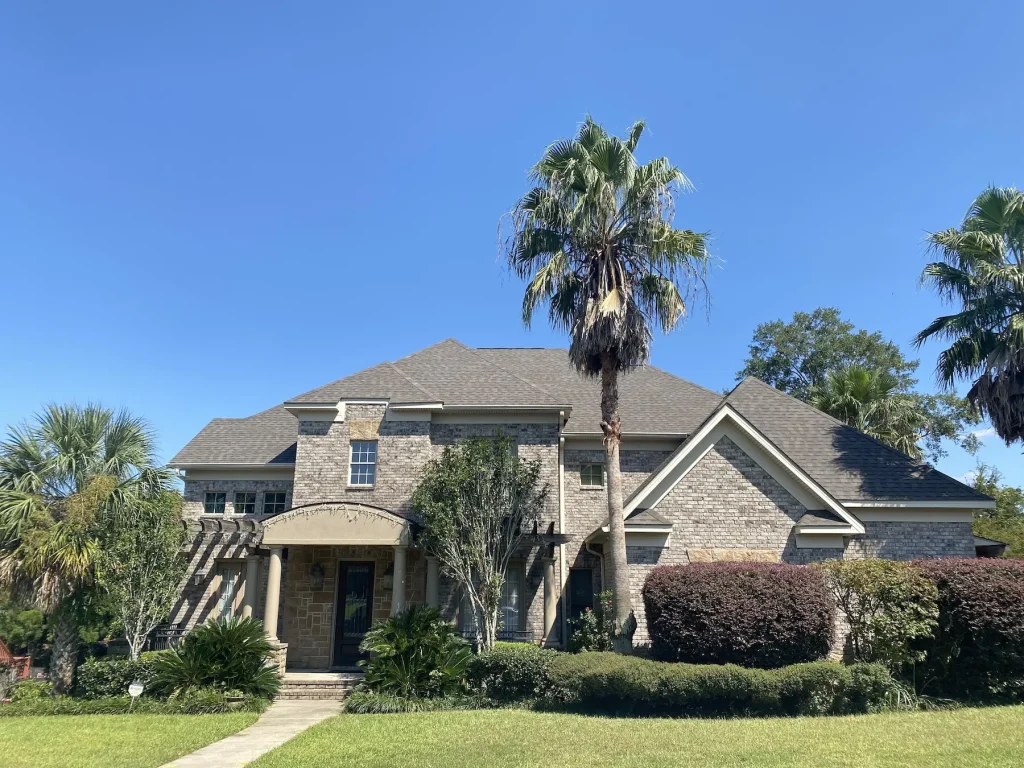 Residential roofers near Daphne AL